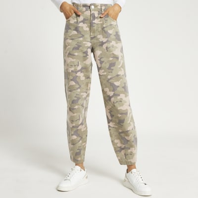 tapered camo pants