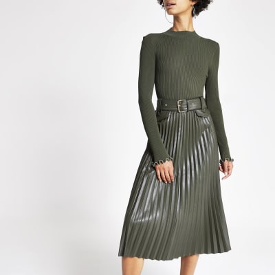 Khaki pleated faux leather midi skirt