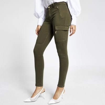 beige skinny trousers