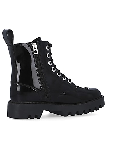 360 degree animation of product Kickers black Kizziie Higher ankle boots frame-13