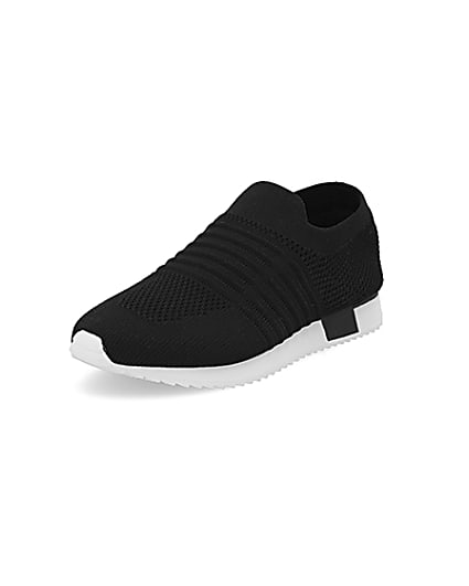 360 degree animation of product Kids black knit runner trainers frame-0