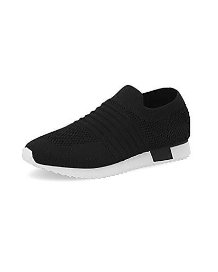 360 degree animation of product Kids black knit runner trainers frame-1