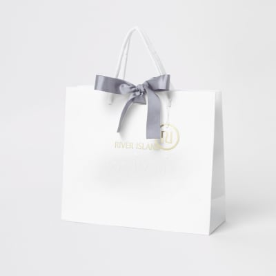 gift bag with ribbon