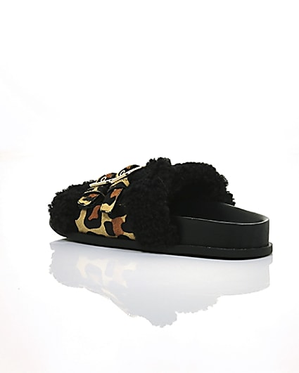 360 degree animation of product Leopard print buckle shearling sliders frame-19