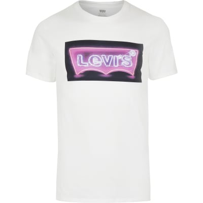 pink levis t shirt