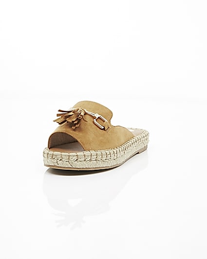 360 degree animation of product Light brown backless espadrille loafers frame-2