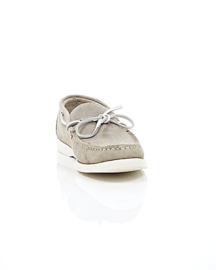 360 degree animation of product Light grey suede boat shoes frame-5