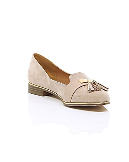 360 degree animation of product Light pink tassel loafers frame-6