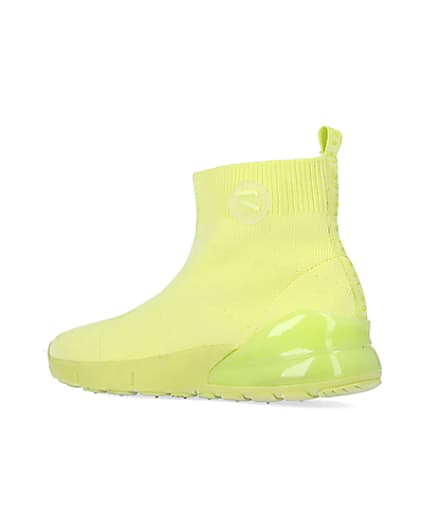 360 degree animation of product Lime knitted high top trainers frame-5