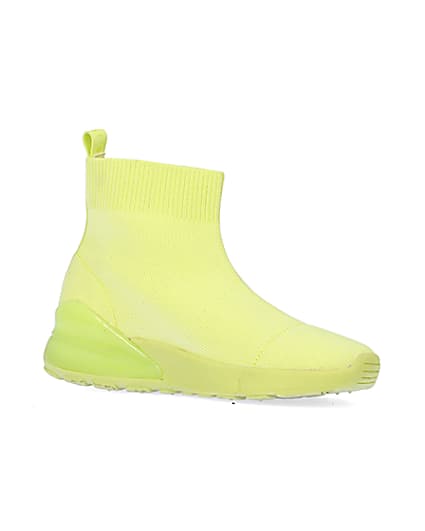 360 degree animation of product Lime knitted high top trainers frame-17