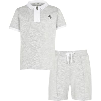 gray polo shirt outfit