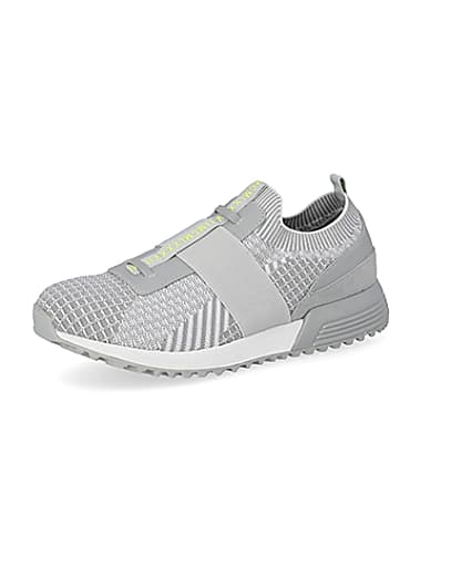 360 degree animation of product MCMLX grey elasticated knitted trainers frame-1