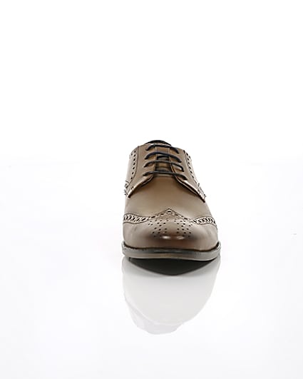 360 degree animation of product Mid brown wide fit leather lace-up brogues frame-3