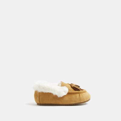 River Island Boys Shoes Slippers Mini boys beige faux fur slippers 
