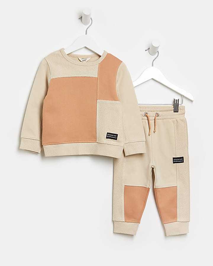 Mini boys beige sweatshirt and joggers outfit