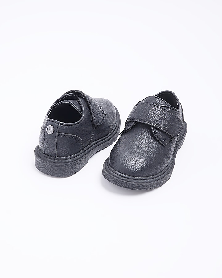 Mini boys black faux leather velcro shoes