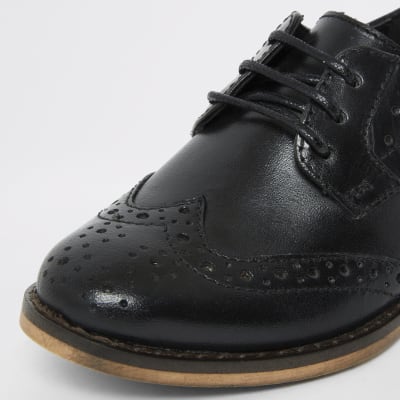 boys brogues