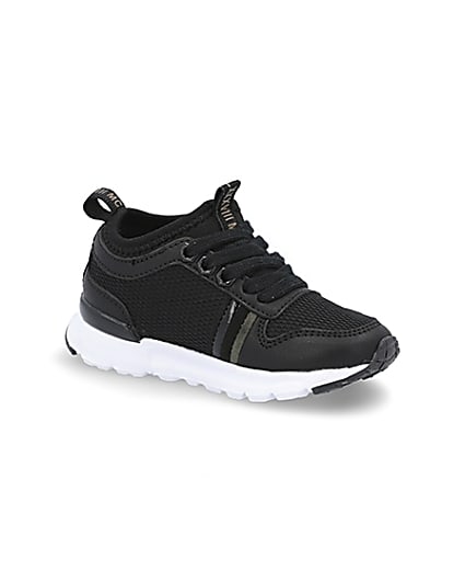 360 degree animation of product Mini boys black wasp runner trainers frame-17