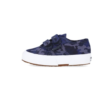 360 degree animation of product Mini Boys Blue Camo Print Superga Trainers frame-3