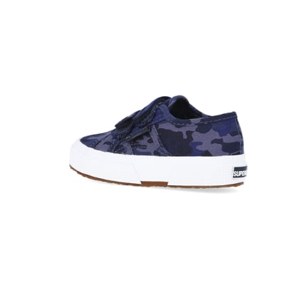 360 degree animation of product Mini Boys Blue Camo Print Superga Trainers frame-5