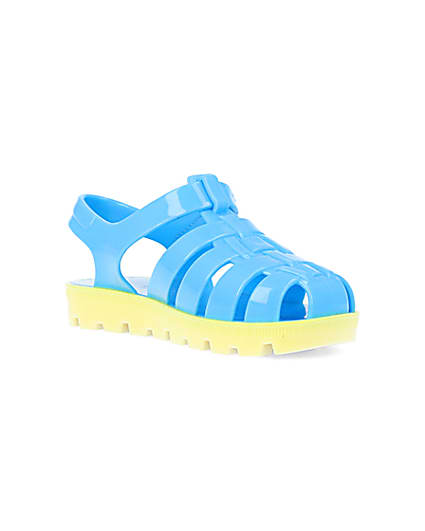 360 degree animation of product Mini boys blue rubber velcro jelly sandals frame-18