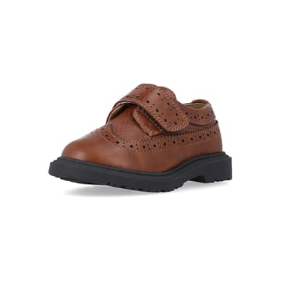 360 degree animation of product Mini boys brown brogue shoes frame-0