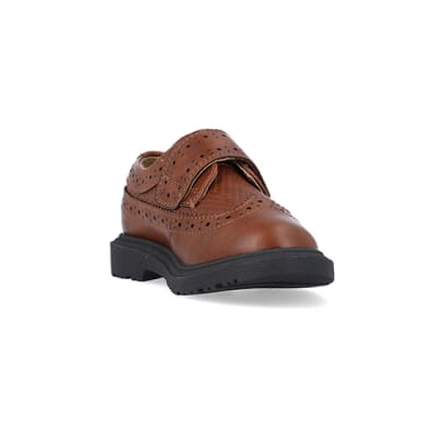 360 degree animation of product Mini boys brown brogue shoes frame-19