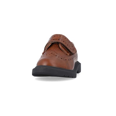 360 degree animation of product Mini boys brown brogue shoes frame-22