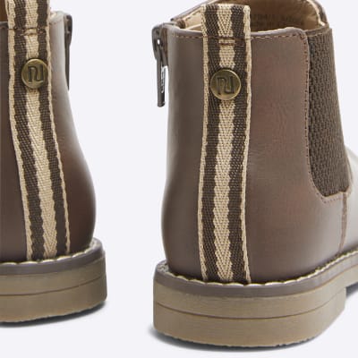 River island boys chelsea boots hotsell