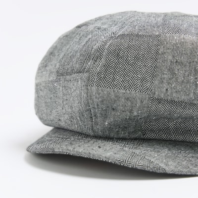 Mini boys grey herringbone baker boy cap River Island
