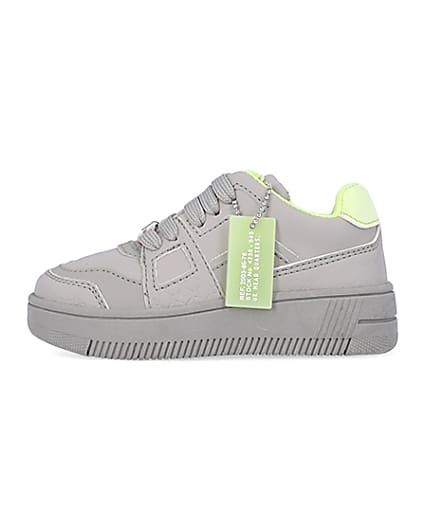 360 degree animation of product Mini boys grey lace up court trainers frame-3