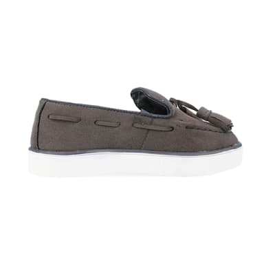 360 degree animation of product Mini Boys Grey Tassel Boat Shoes frame-14
