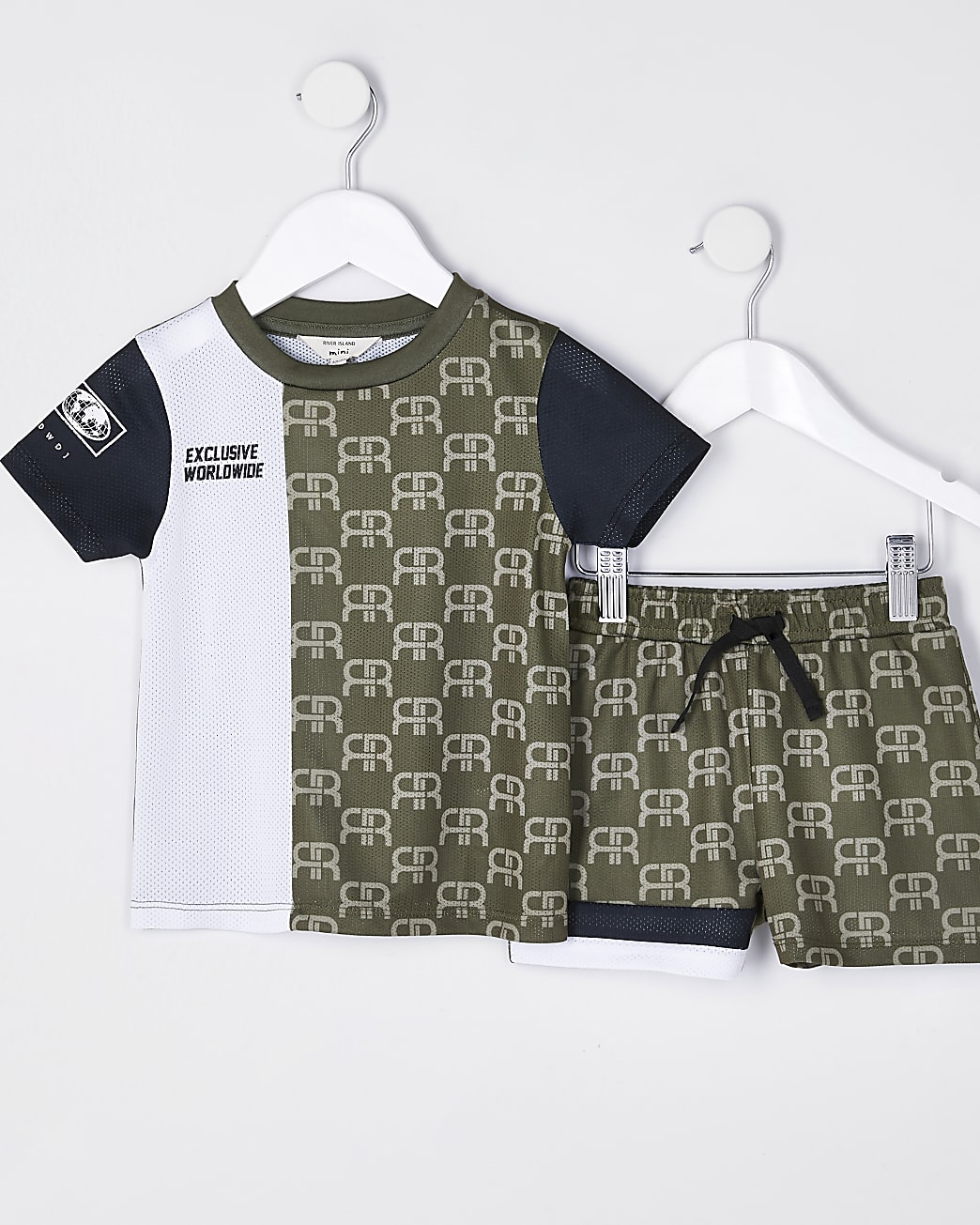 Mini boys khaki monogram mesh shorts outfit
