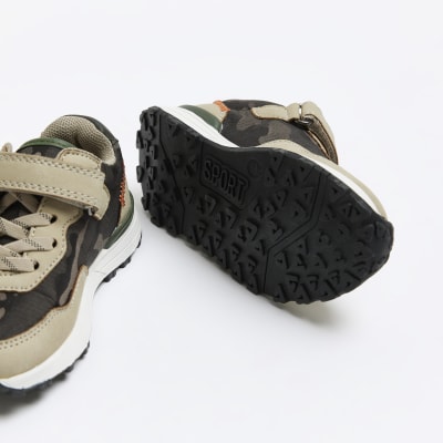 varsity compete trainer camo