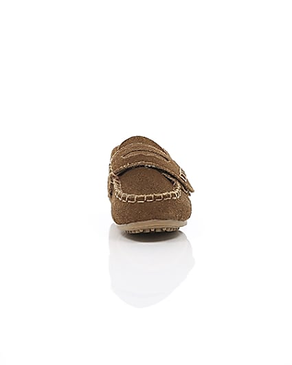 360 degree animation of product Mini boys light brown velcro loafers frame-4