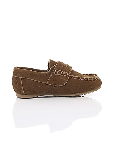 360 degree animation of product Mini boys light brown velcro loafers frame-10