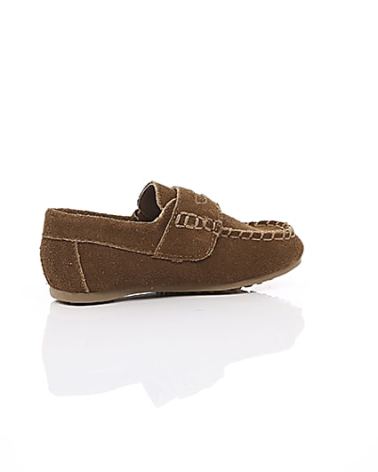 360 degree animation of product Mini boys light brown velcro loafers frame-11