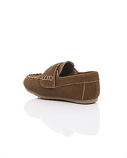 360 degree animation of product Mini boys light brown velcro loafers frame-19