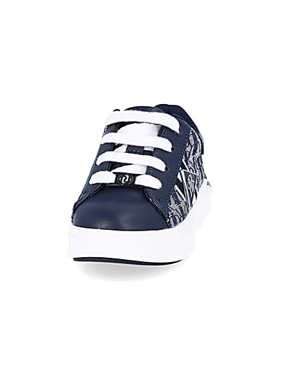 360 degree animation of product Mini boys navy RI monogram lace up trainers frame-22