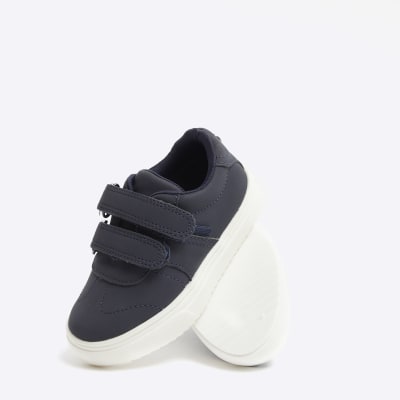 Boys navy clearance velcro trainers