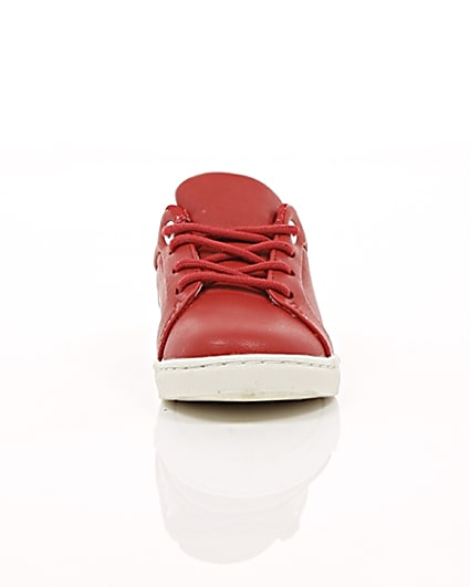 360 degree animation of product Mini boys red faux leather trainers frame-4