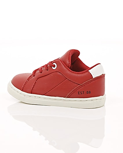 360 degree animation of product Mini boys red faux leather trainers frame-20