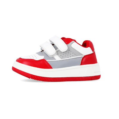 360 degree animation of product Mini boys red Pu Velcro trainers frame-2