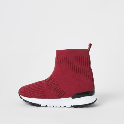 boys red trainers