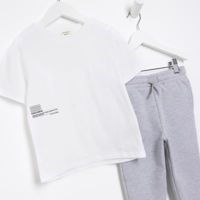 Mini boys white t-shirt and jogger set