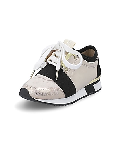 360 degree animation of product Mini girls beige elasticated runner trainers frame-0