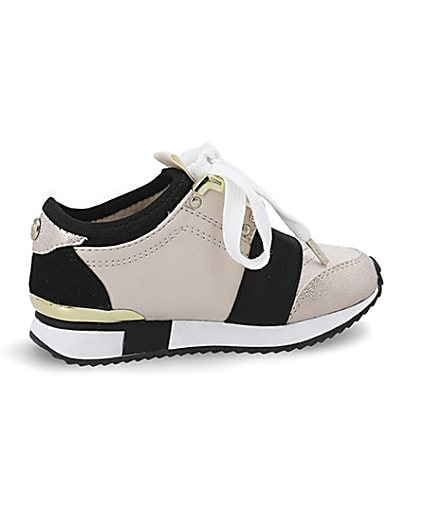 360 degree animation of product Mini girls beige elasticated runner trainers frame-14
