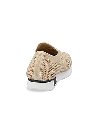 360 degree animation of product Mini girls beige knit runner trainers frame-10