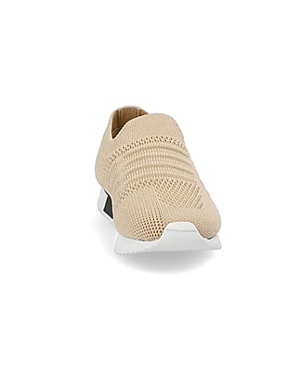 360 degree animation of product Mini girls beige knit runner trainers frame-20