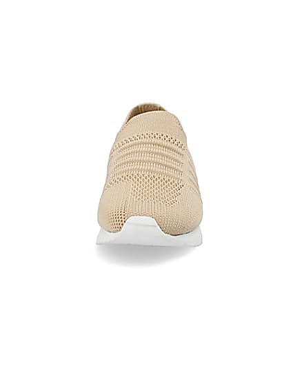 360 degree animation of product Mini girls beige knit runner trainers frame-21
